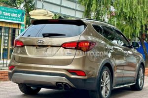 Xe Hyundai SantaFe 2.2L 4WD 2016 Nâu, Nội Thất Kem